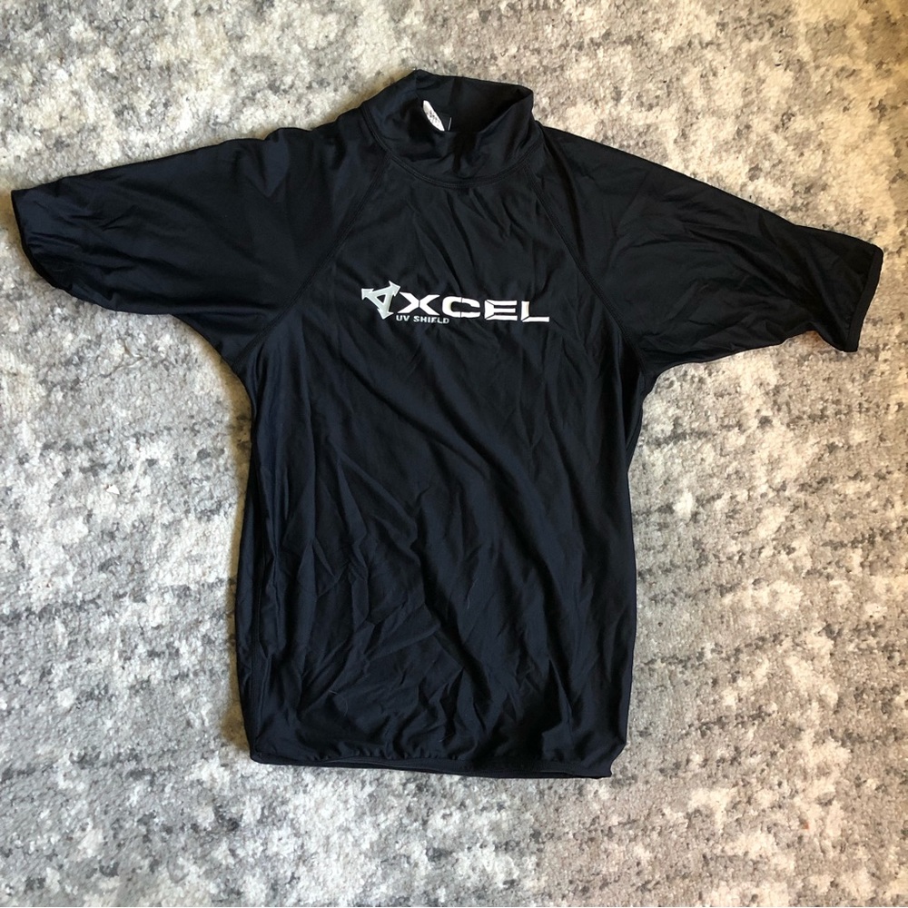 XCEL | Rash Guard | Size S - Picture 2 of 7